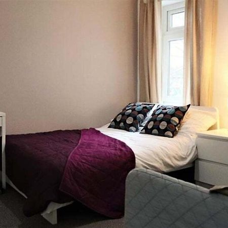برمنغهام Junior Homes المظهر الخارجي الصورة